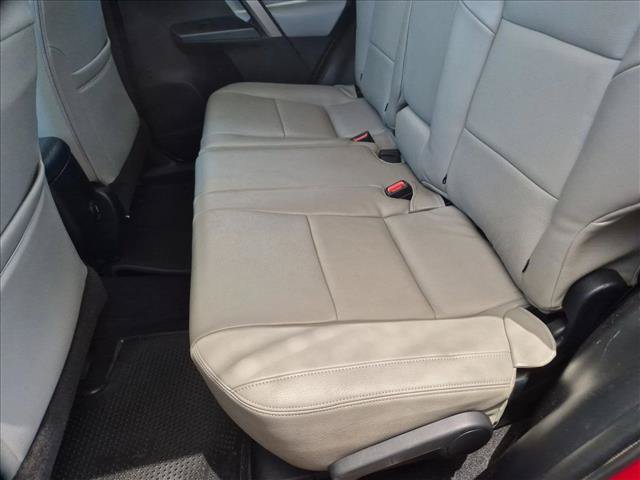 Used 2017 Toyota RAV4 XLE FWD image 19