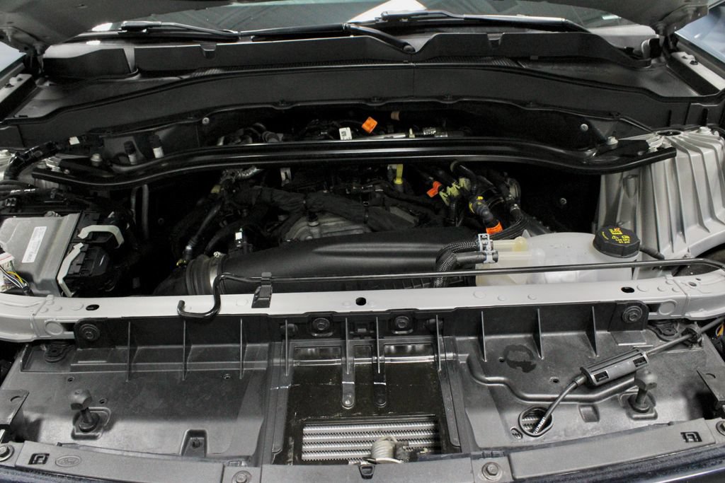 Certified 2025 Ford Explorer ST-Line AWD/4WD image 18