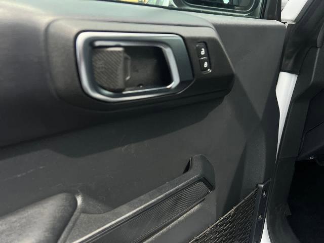 Certified 2025 Ford Bronco Outer Banks AWD/4WD image 17