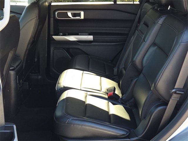 Certified 2024 Ford Explorer XLT w/ Equipment Group 202A image 15