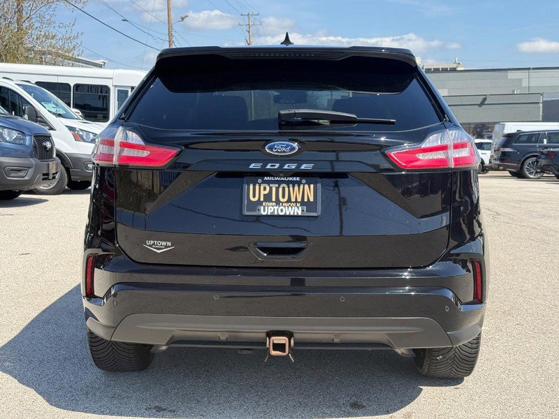 Certified 2022 Ford Edge ST-Line w/ Class II Trailer Tow Package AWD/4WD image 3