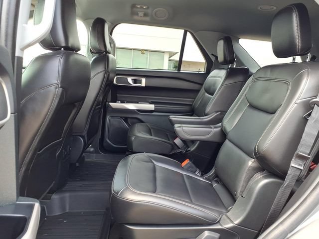 Certified 2024 Ford Explorer XLT w/ Equipment Group 202A AWD/4WD image 9