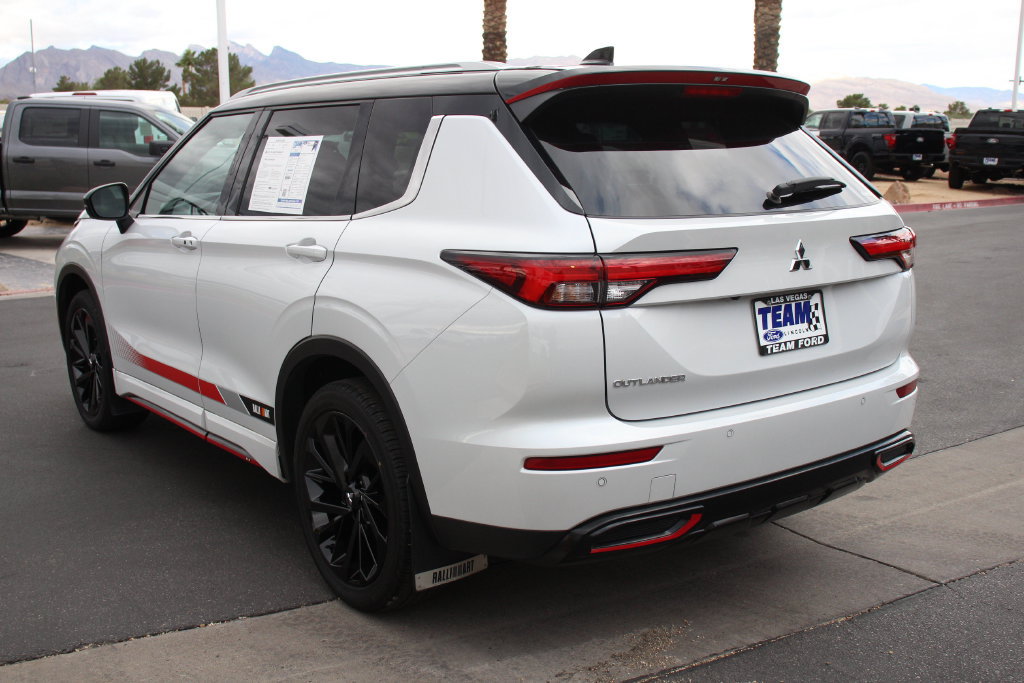 Used 2023 Mitsubishi Outlander Ralliart AWD/4WD image 5