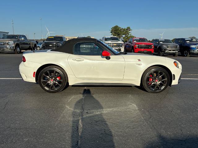 Used 2020 FIAT 124 Spider Abarth w/ Convenience Group RWD image 4