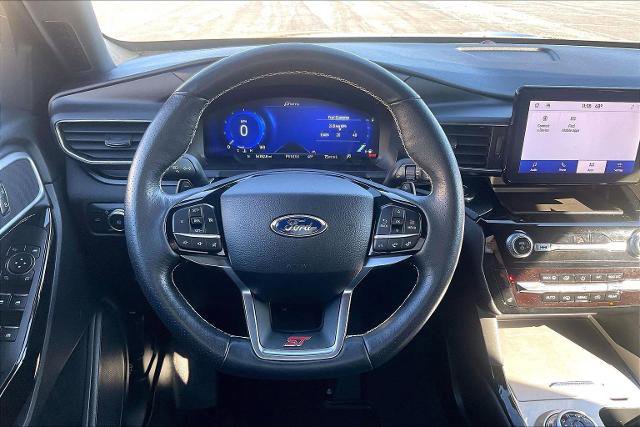 Certified 2022 Ford Explorer ST w/ ST Street Pack image 7