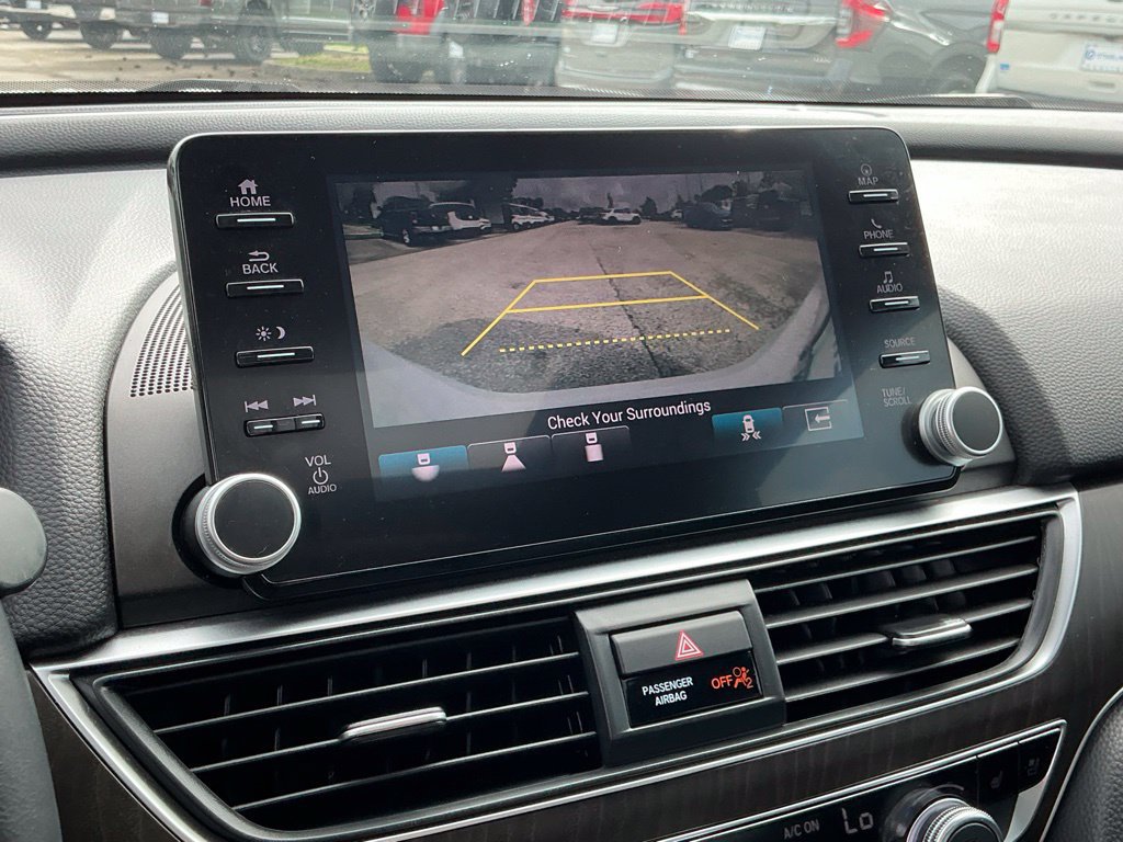 Used 2018 Honda Accord Touring image 35