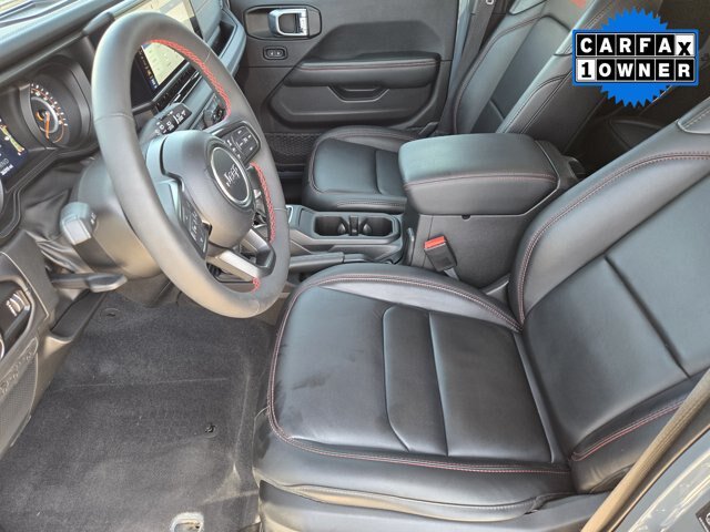 Used 2024 Jeep Wrangler Unlimited Rubicon AWD/4WD image 11