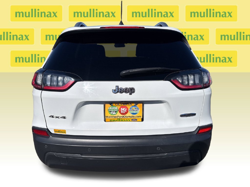 Used 2020 Jeep Cherokee Latitude Plus w/ Cold Weather Group AWD/4WD image 6