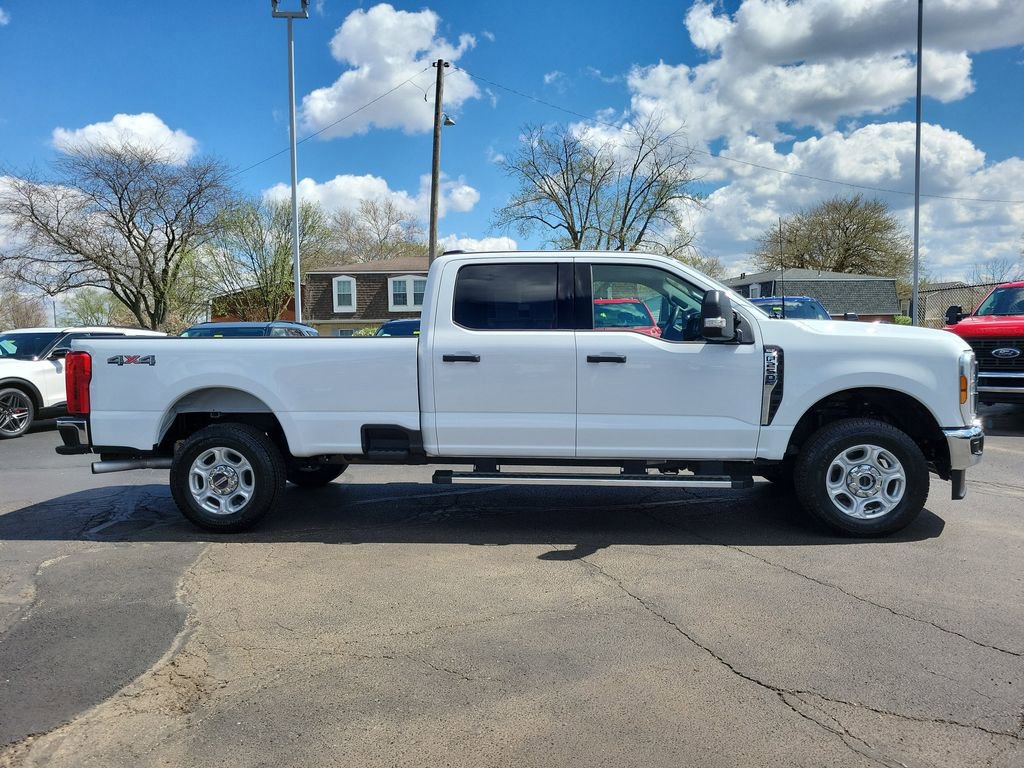 Certified 2025 Ford F250 XLT image 6