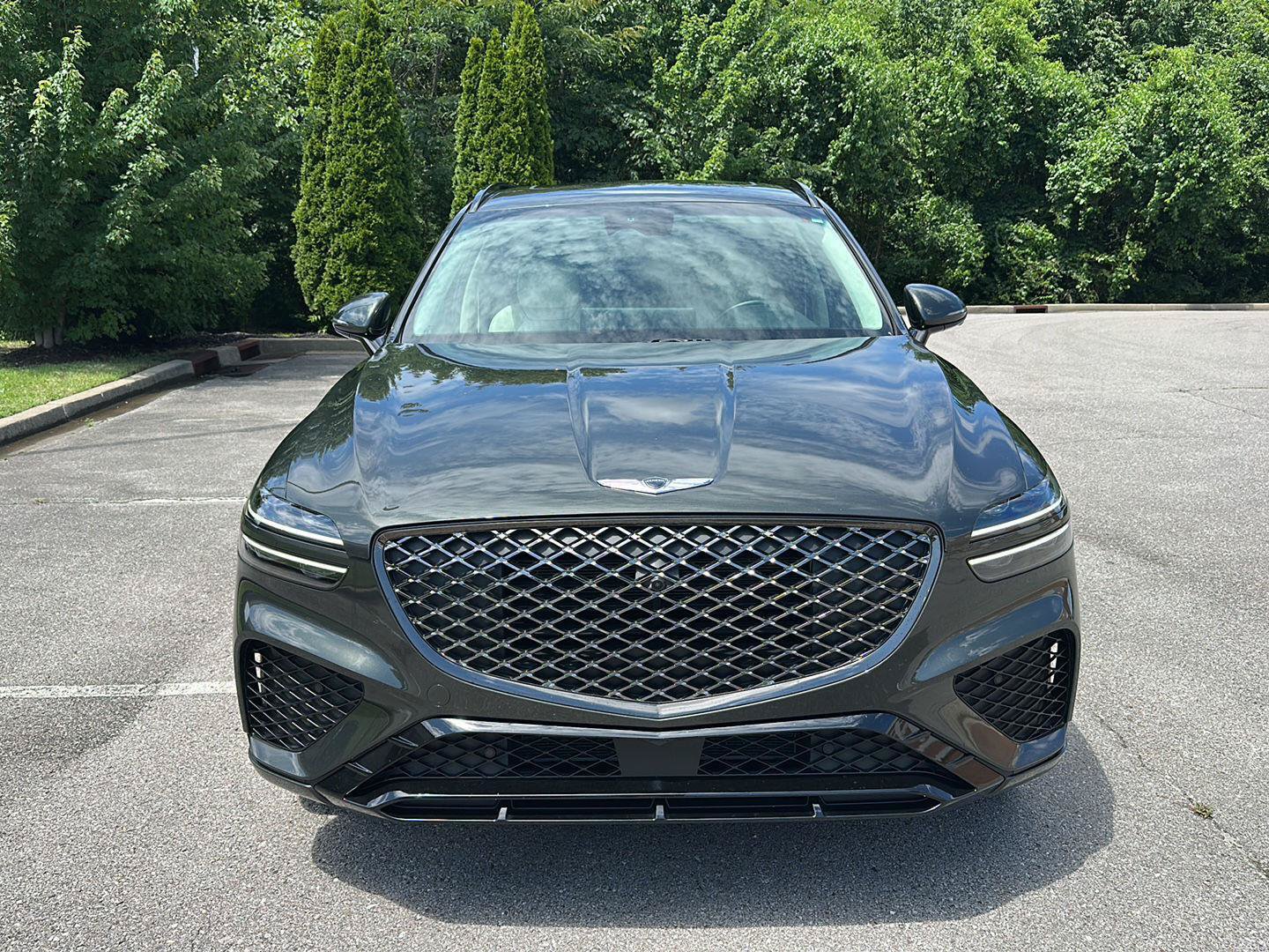 Used 2025 Genesis GV70 3.5T Sport w/ Sport Advanced Package AWD/4WD image 8