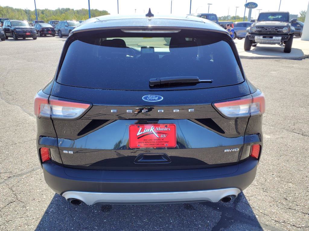 Certified 2022 Ford Escape SE AWD/4WD image 4