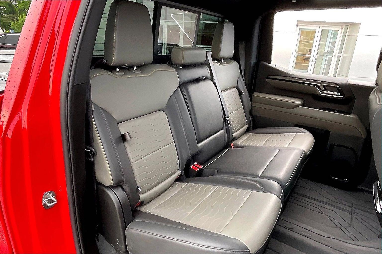 Used 2022 Chevrolet Silverado 1500 ZR2 w/ Technology Package AWD/4WD image 26