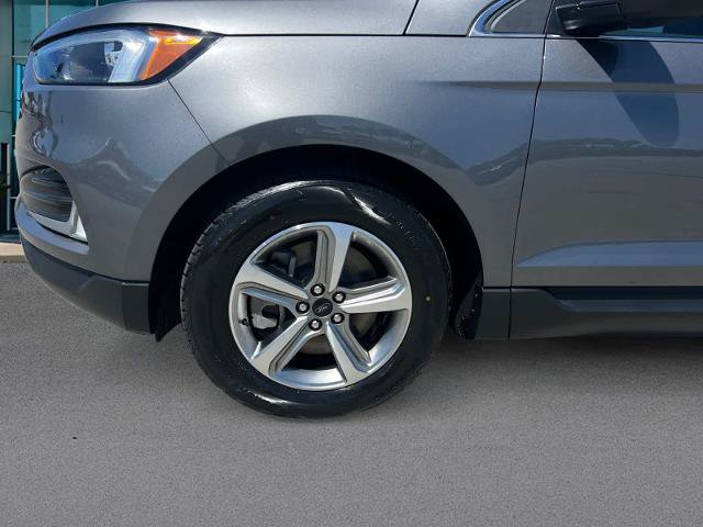 Certified 2023 Ford Edge SEL w/ Convenience Package AWD/4WD image 9