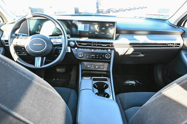 Used 2025 Hyundai Sonata SEL FWD image 15