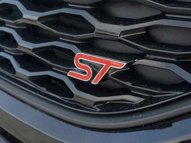 Certified 2023 Ford Explorer ST w/ Equipment Group 401A image 6