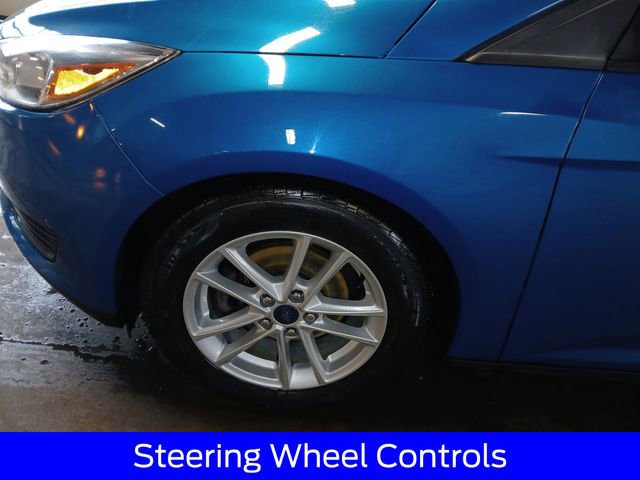 Certified 2017 Ford Focus SE FWD image 4
