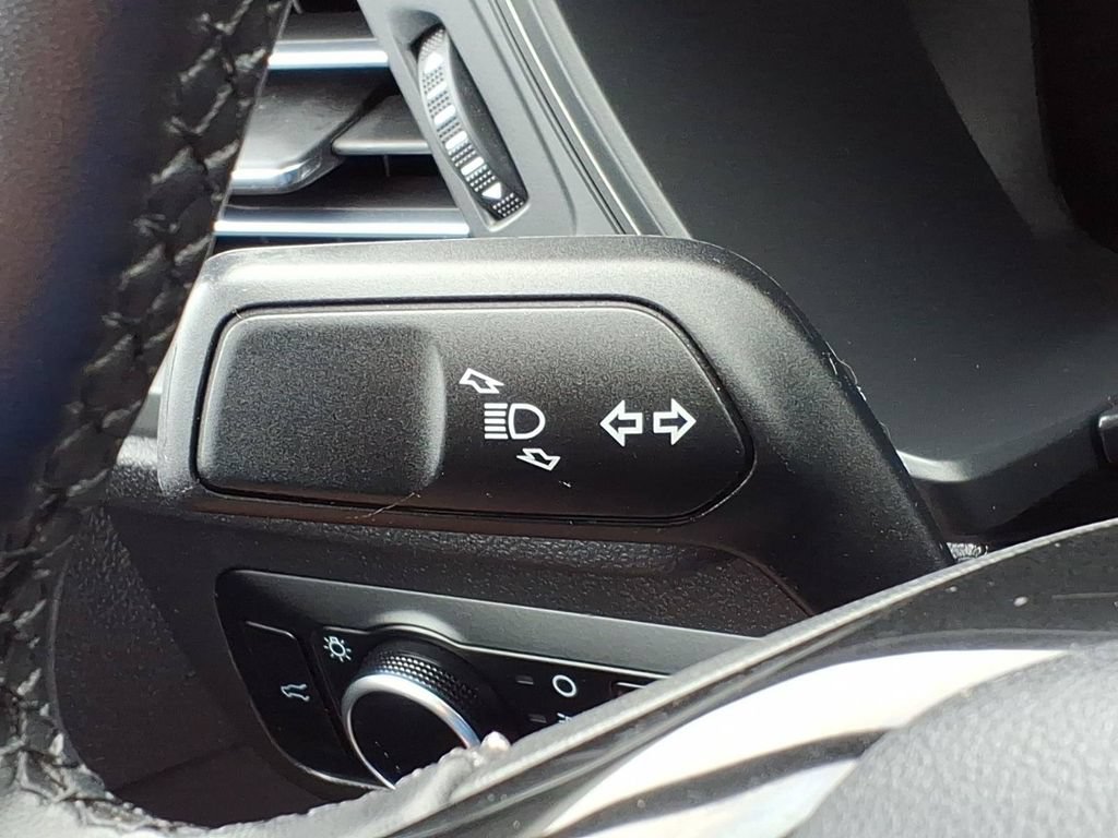 Certified 2023 Ford Escape Active AWD/4WD image 25