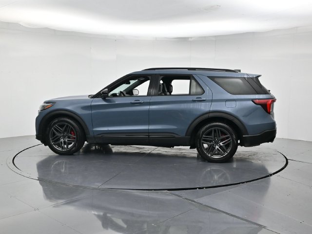Certified 2025 Ford Explorer ST w/ Sun And Sound Package AWD/4WD image 7