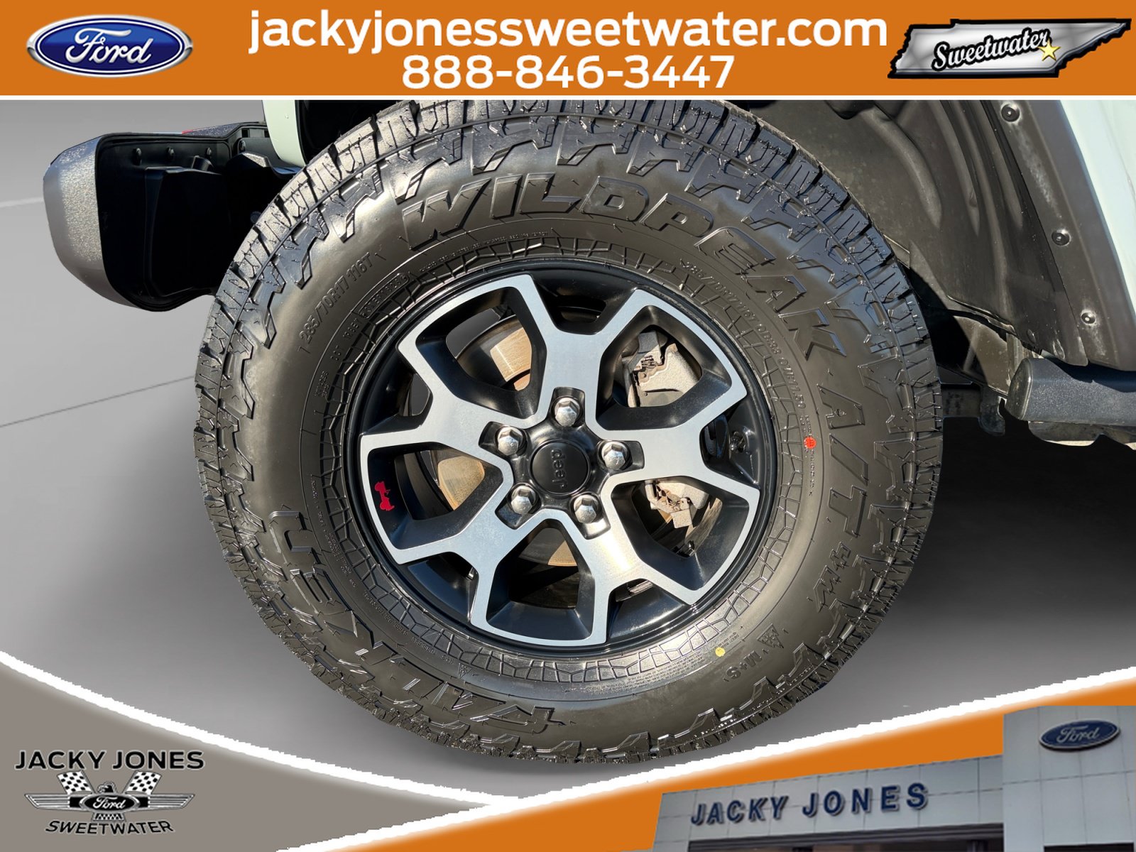 Used 2023 Jeep Wrangler Unlimited Rubicon w/ LED Lighting Group AWD/4WD image 9