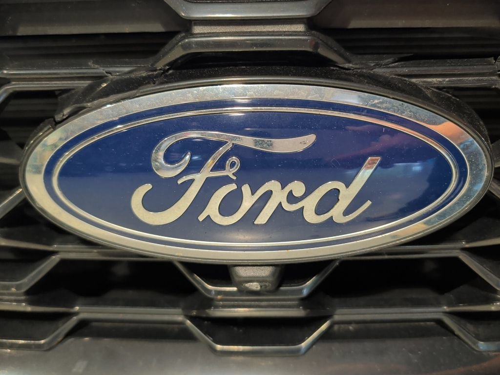 Certified 2023 Ford Escape ST-Line Select w/ Tech Pack #2 AWD/4WD image 9