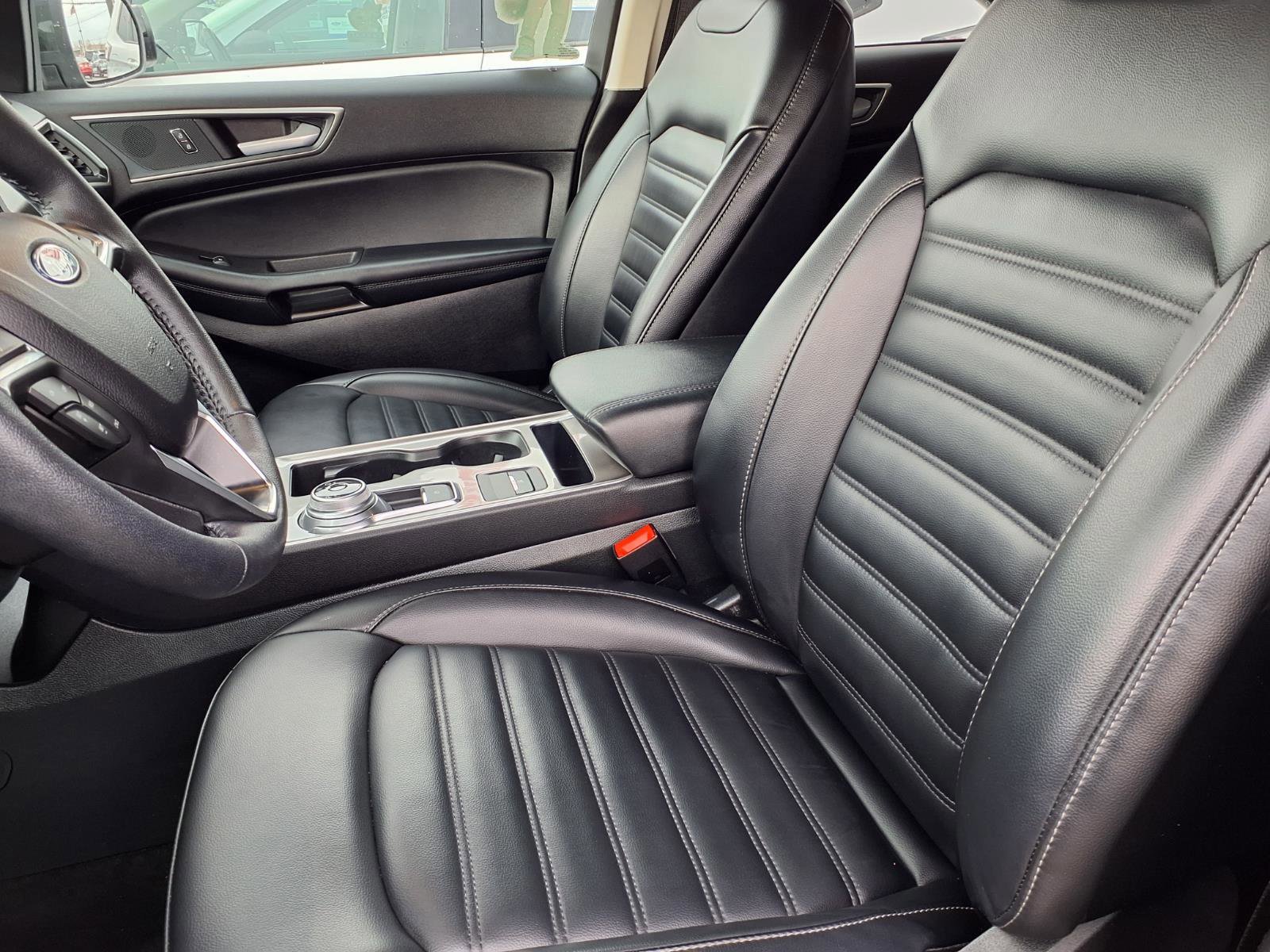 Certified 2024 Ford Edge SEL w/ Convenience Package image 6