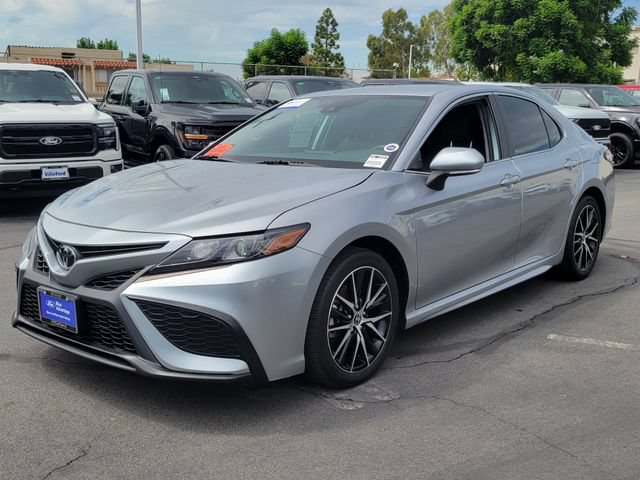 Used 2024 Toyota Camry SE FWD image 30