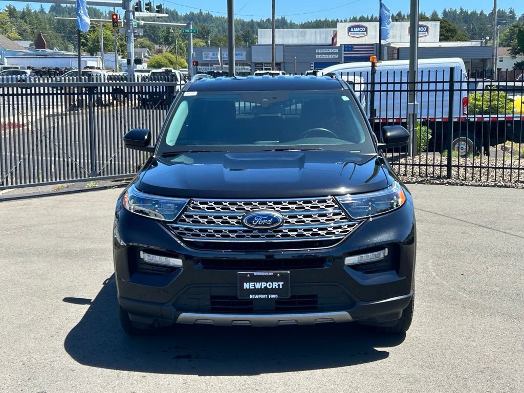 Certified 2023 Ford Explorer Limited AWD/4WD image 2