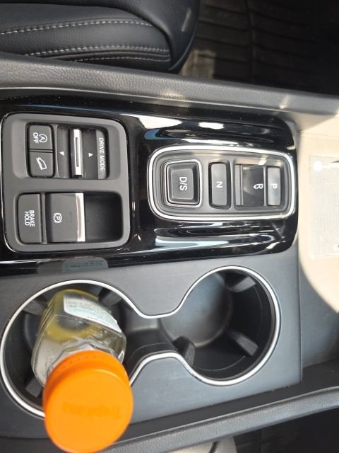 Used 2023 Honda Pilot Touring image 21