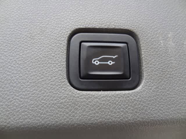 Used 2020 Cadillac XT6 Premium Luxury FWD image 12