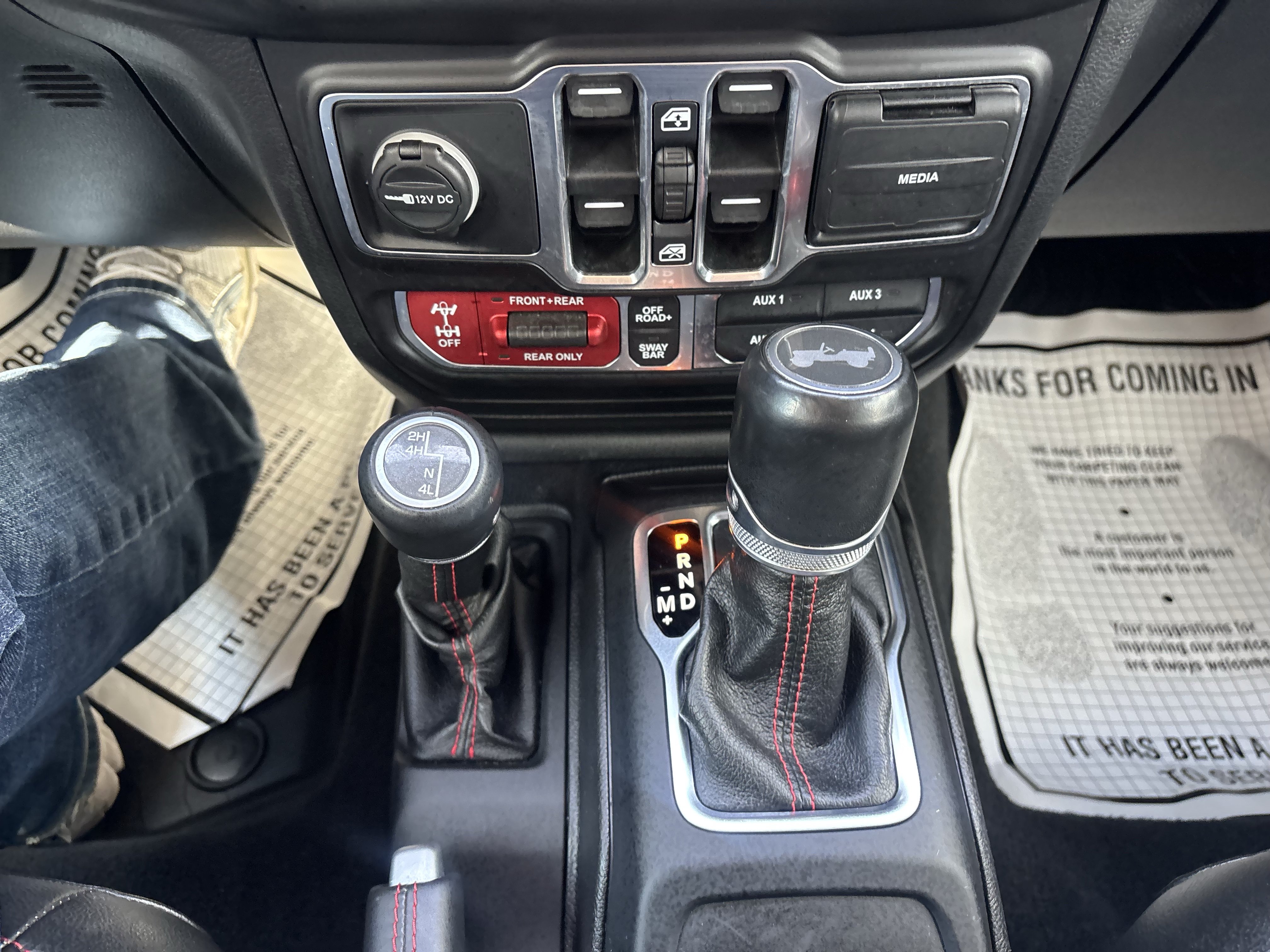 Used 2021 Jeep Wrangler Unlimited Rubicon AWD/4WD image 35