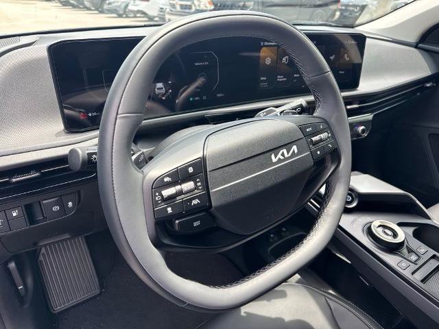 Used 2026 Kia EV6 Light RWD image 9