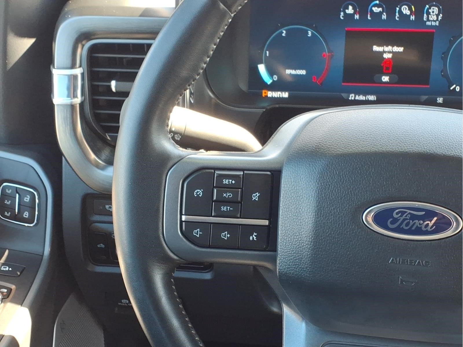 Certified 2024 Ford F250 Lariat w/ Chrome Package AWD/4WD image 12