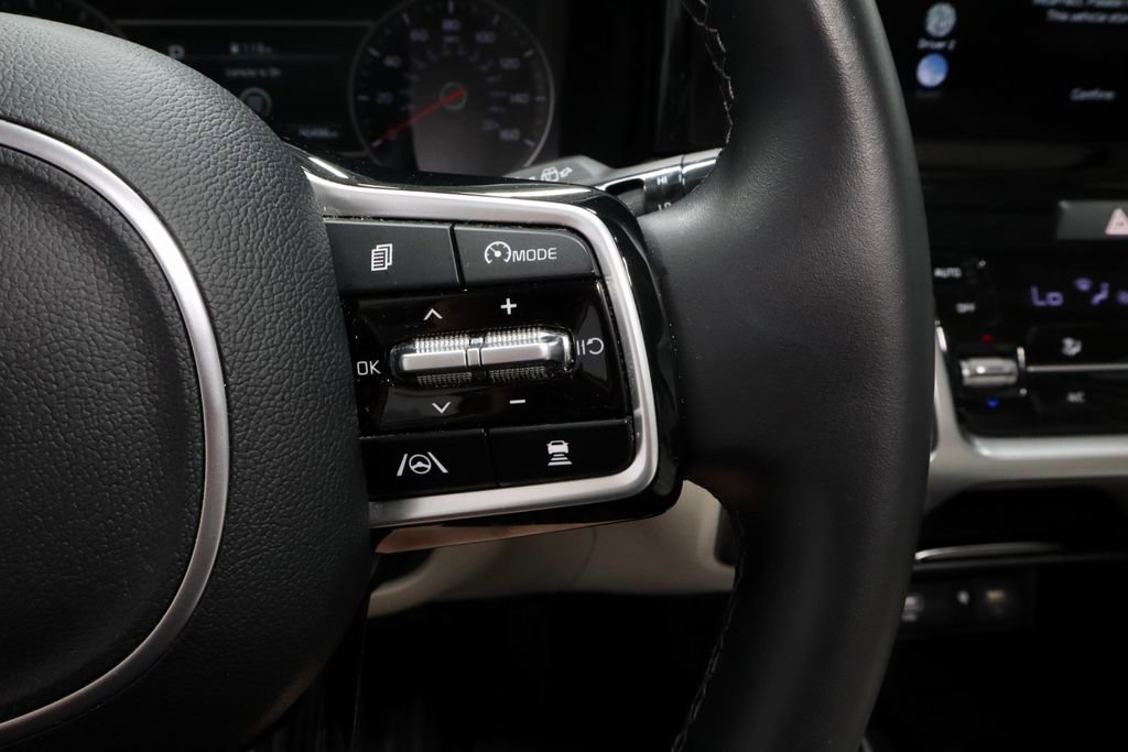 Used 2023 Kia Sorento EX w/ Panoramic Sunroof Package FWD image 29