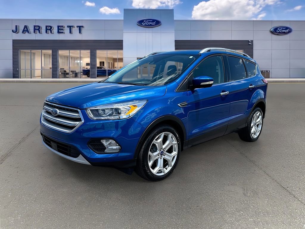 Certified 2019 Ford Escape Titanium FWD image 3