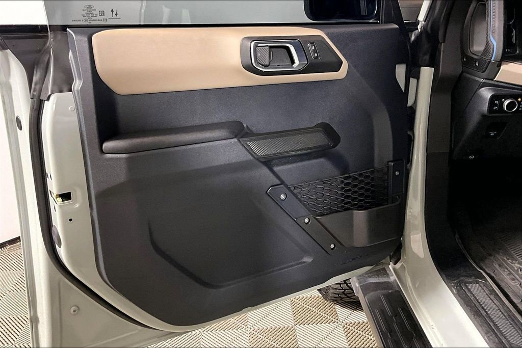 Certified 2024 Ford Bronco Wildtrak AWD/4WD image 18