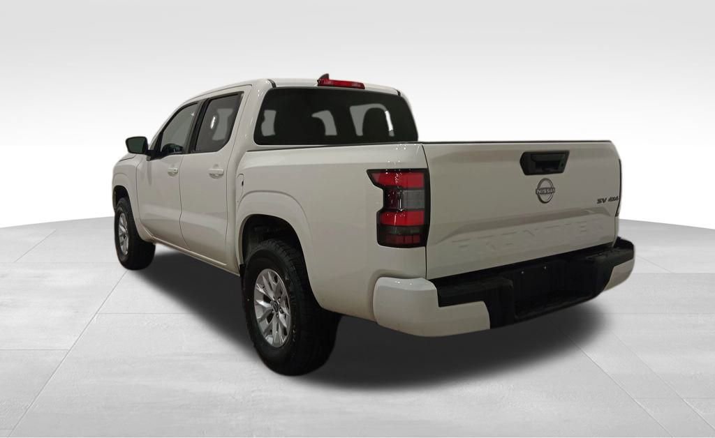 Used 2024 Nissan Frontier SV image 5