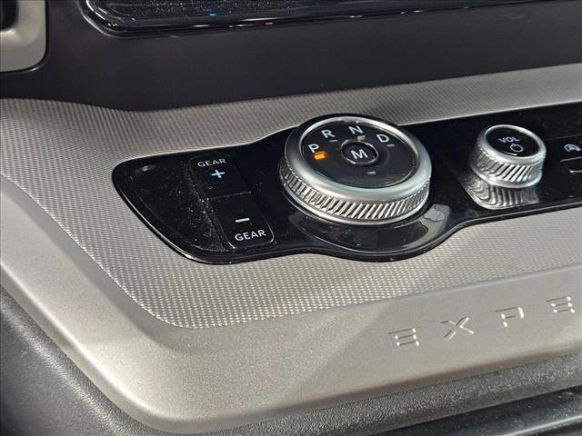 Certified 2025 Ford Expedition Active image 16
