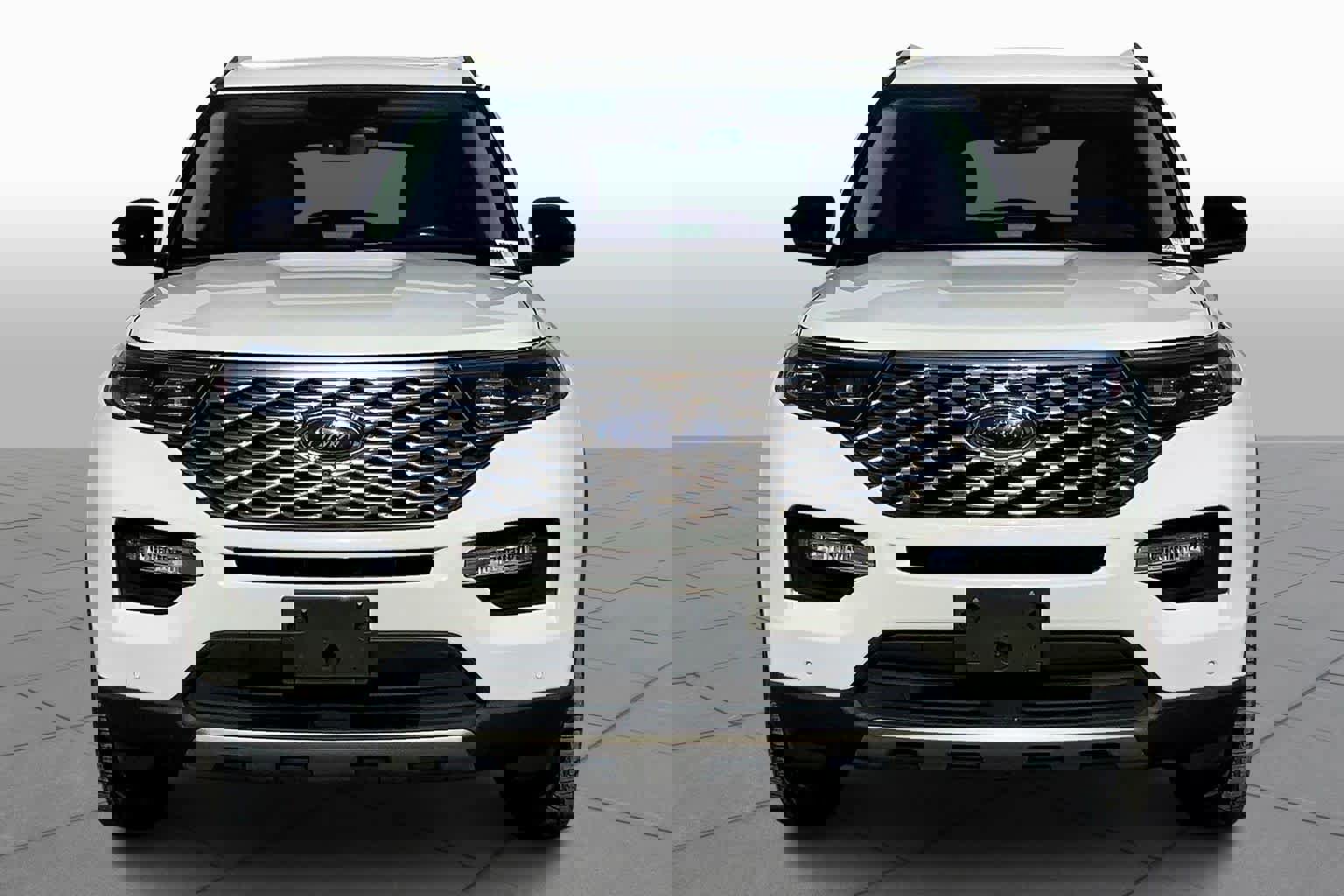 Certified 2021 Ford Explorer Platinum w/ Equipment Group 601A image 6