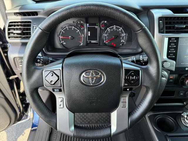 Used 2022 Toyota 4Runner SR5 Premium w/ Moonroof Package AWD/4WD image 14