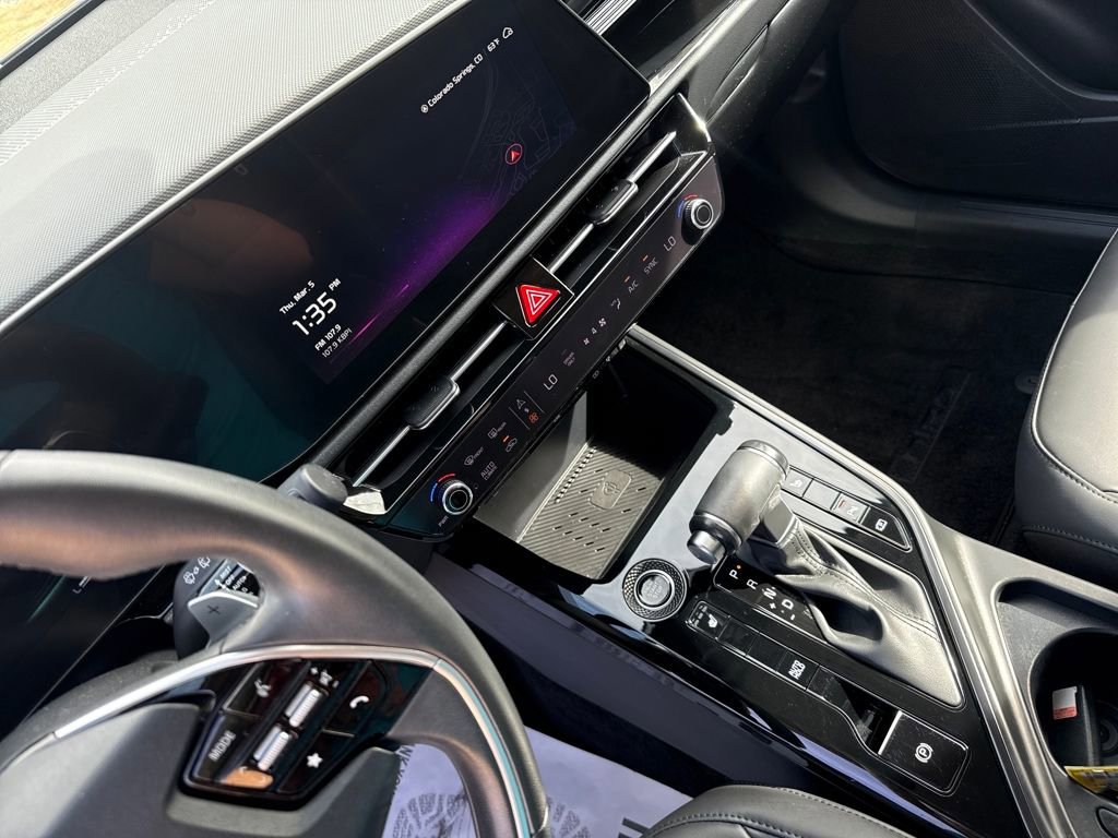 Used 2023 Kia Niro EX image 14