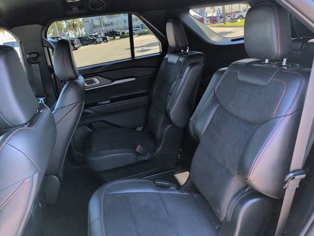 Certified 2025 Ford Explorer ST image 14