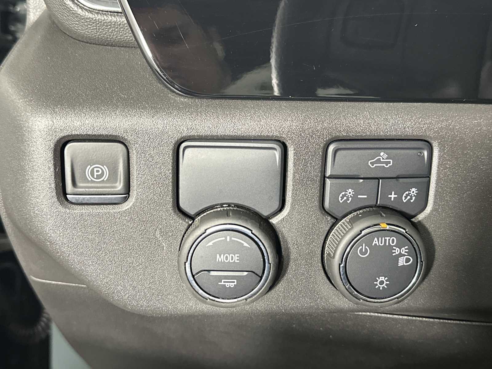 Used 2025 Chevrolet Silverado 1500 LT image 26