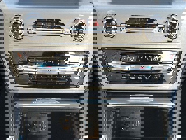 Certified 2022 Ford Explorer XLT w/ Equipment Group 202A image 25