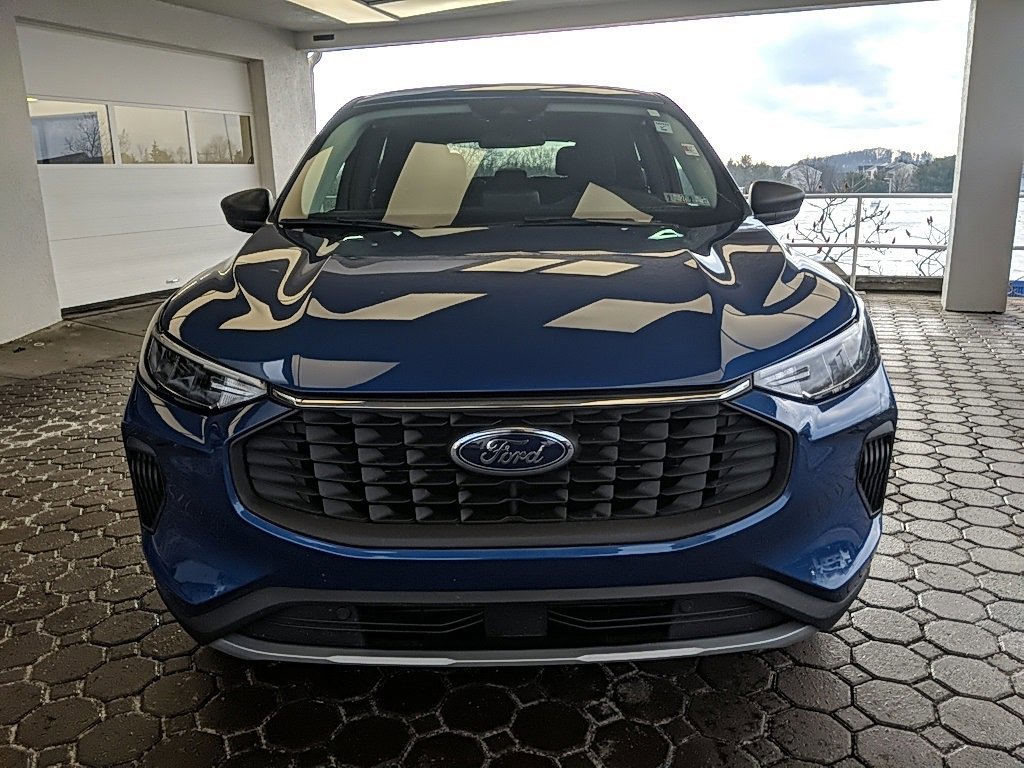 Certified 2023 Ford Escape Active image 8