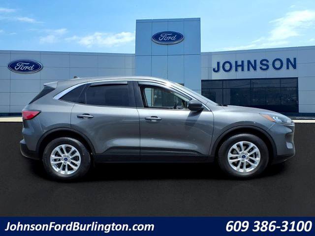 Certified 2022 Ford Escape SE w/ Convenience Package AWD/4WD image 2