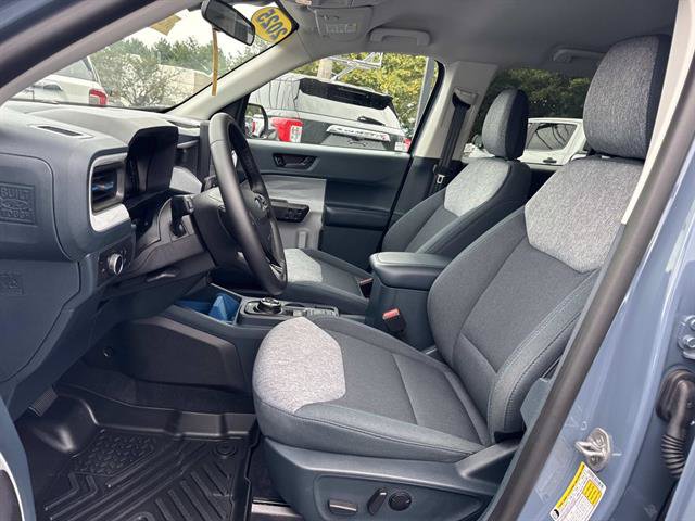 Certified 2025 Ford Maverick XLT w/ XLT Luxury Package AWD/4WD image 7