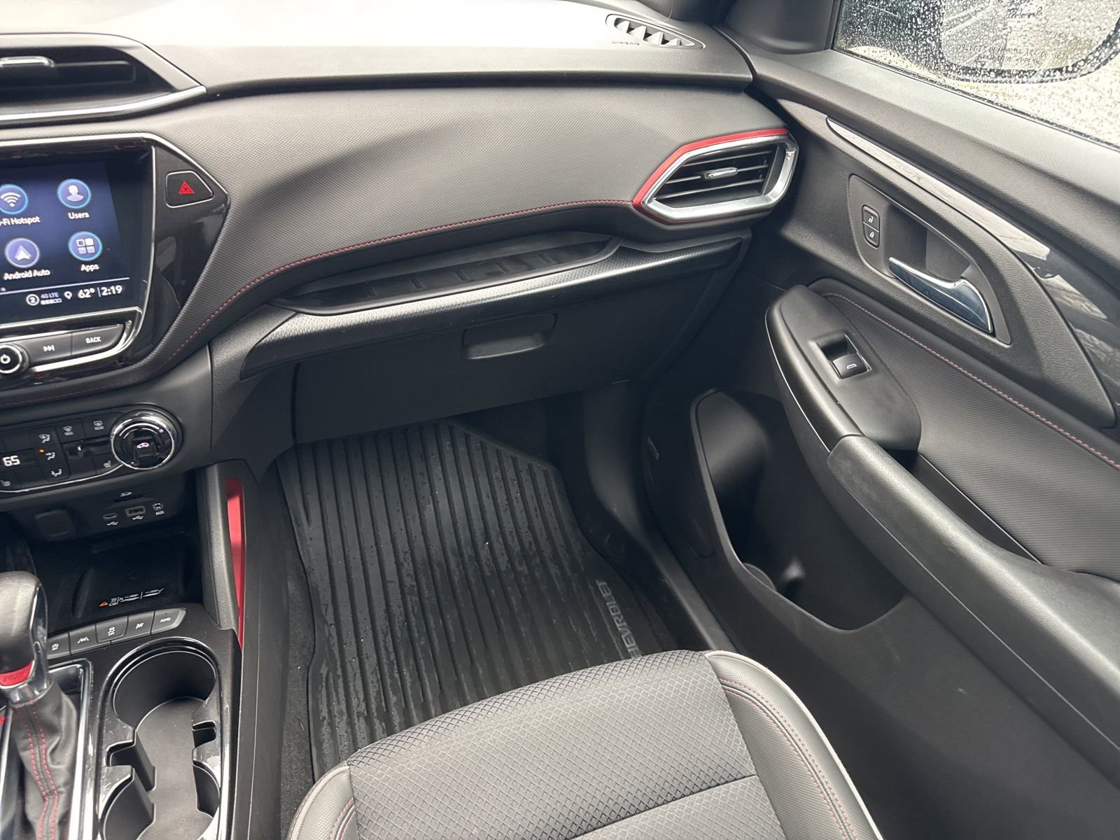 Used 2022 Chevrolet TrailBlazer RS w/ Technology Package image 34