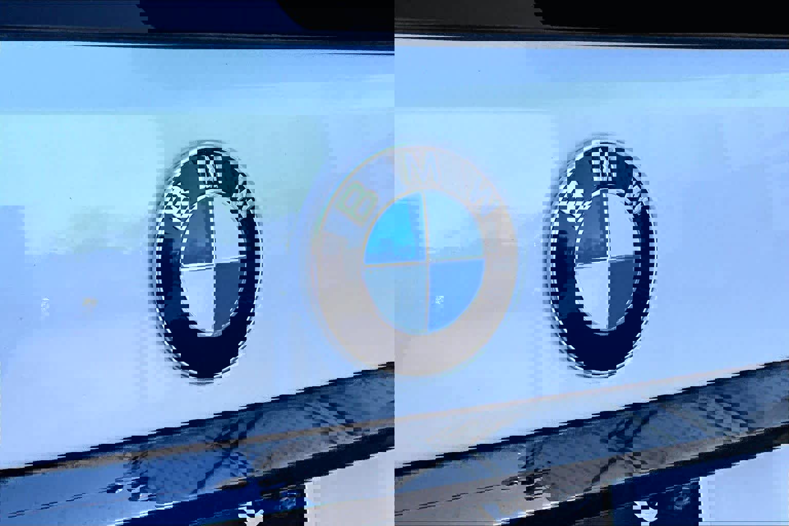 Used 2022 BMW X7 M50i image 31