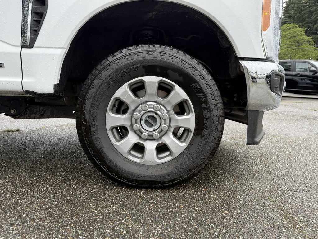 Certified 2023 Ford F350 XLT w/ FX4 Off-Road Package AWD/4WD image 21