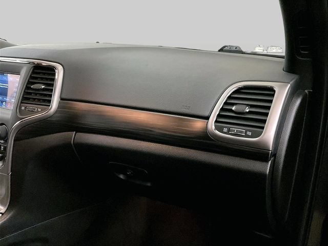 Used 2021 Jeep Grand Cherokee Laredo AWD/4WD image 15